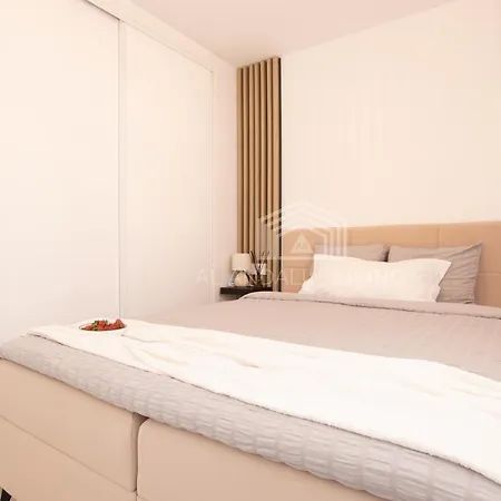 Appartement Panoramic Sea Views And Direct Access To The From The Community In Torrenueva Málaga